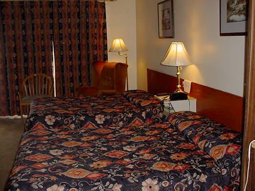 Chipican Motel Sarnia Exteriör bild